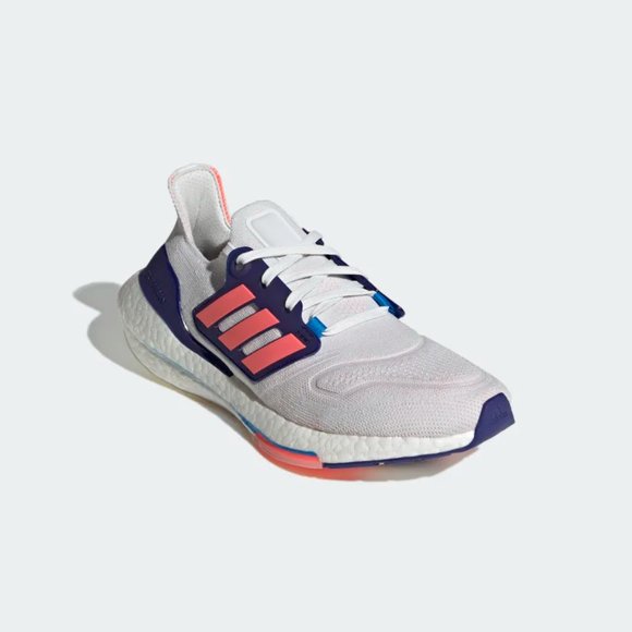 [NEW] Women's adidas UltraBoost 22 Running Shoes White GX5589 - Picture 4 of 8